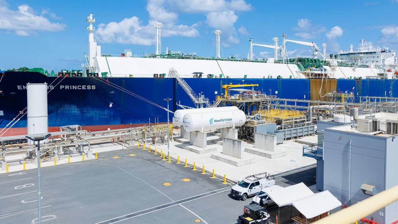 Instalaciones de New Fortress Energy (NFE) en los muelles de Puerto Nuevo, en la bahía de San Juan.