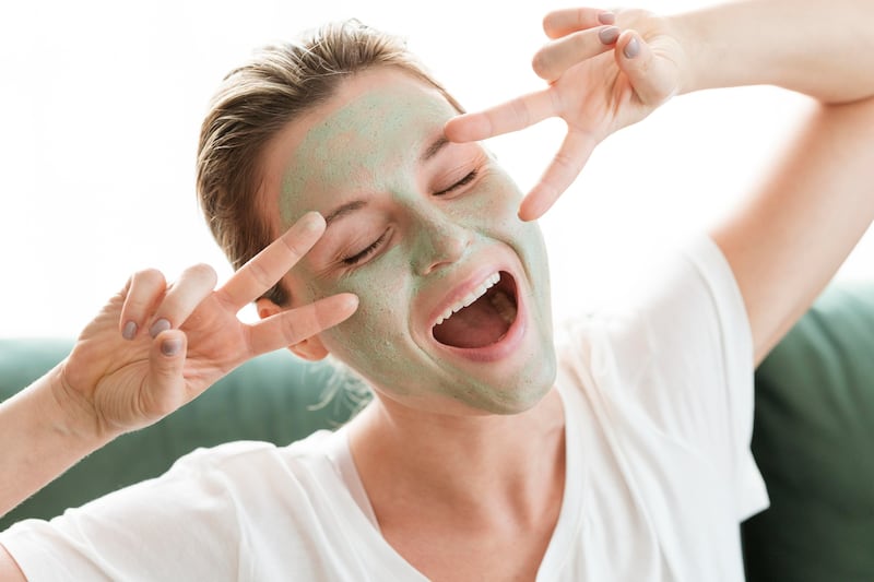 Esta enfermedad también dejan huella en la piel: resequedad, irritación y pérdida de luminosidad que requieren una rutina de recuperación específica