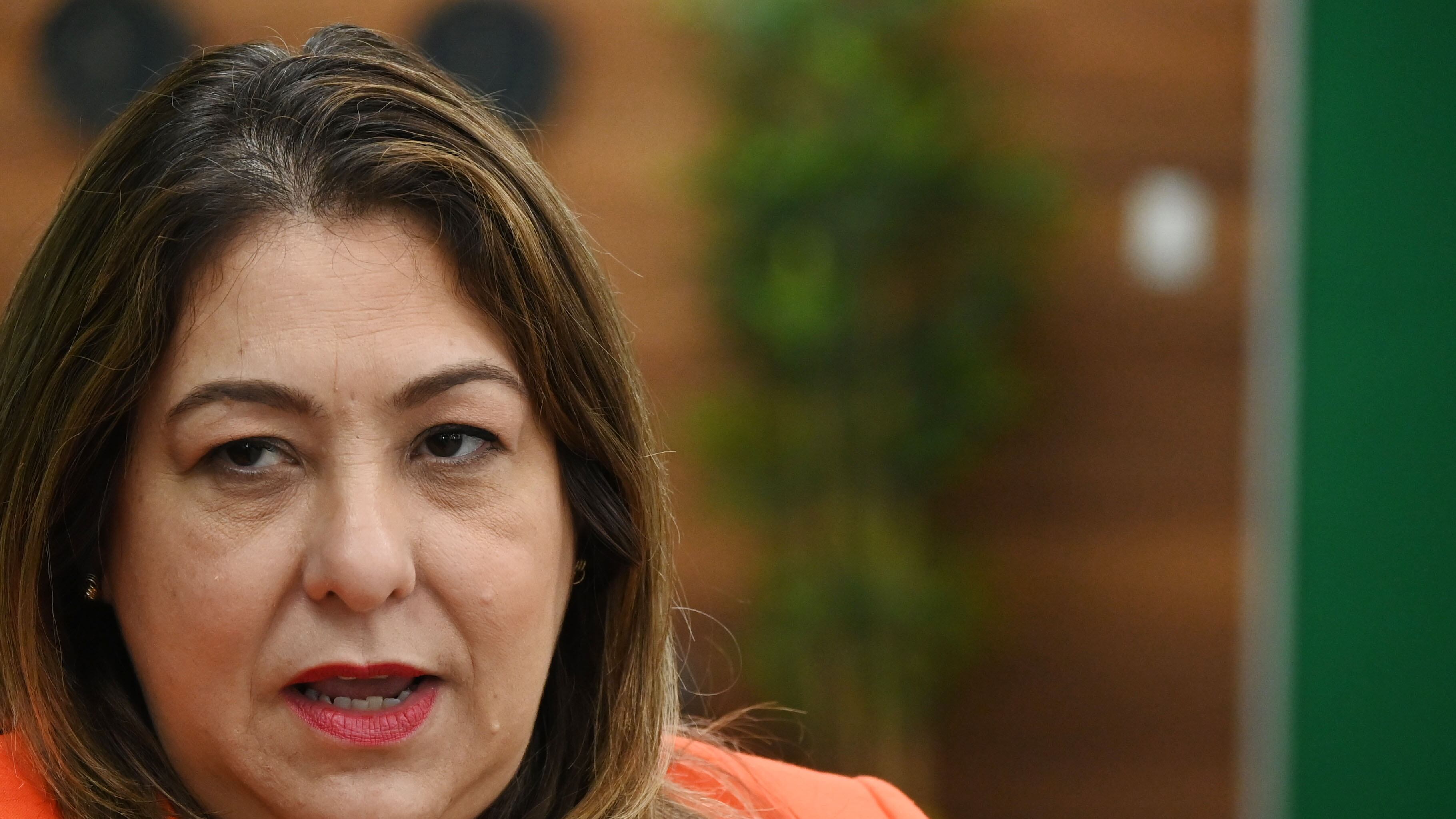 Entrevista a la Secretaria de la Familia, Suzanne Roig Fuertes