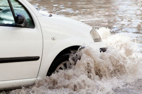 DTOP atiende situación de inundaciones en la PR-2 en Hormigueros