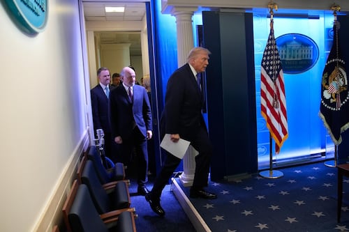 China pide a Estados Unidos cancelar aranceles “unilaterales” y ofrece sexta ronda de consultas