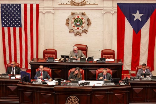 Senado aprueba programa de desvío para atender la explotación financiera contra adultos mayores