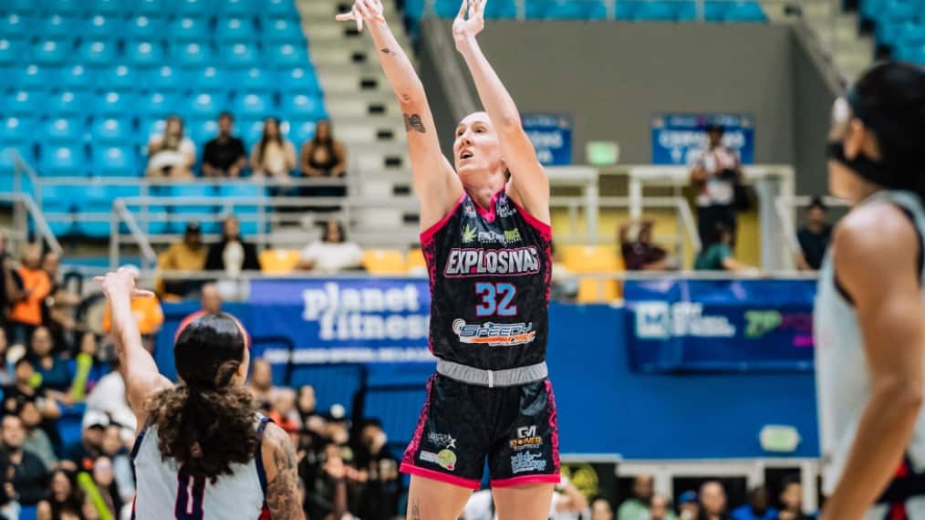 Las Explosivas de Moca ganaron en tiempo extra y habrá un séptimo juego