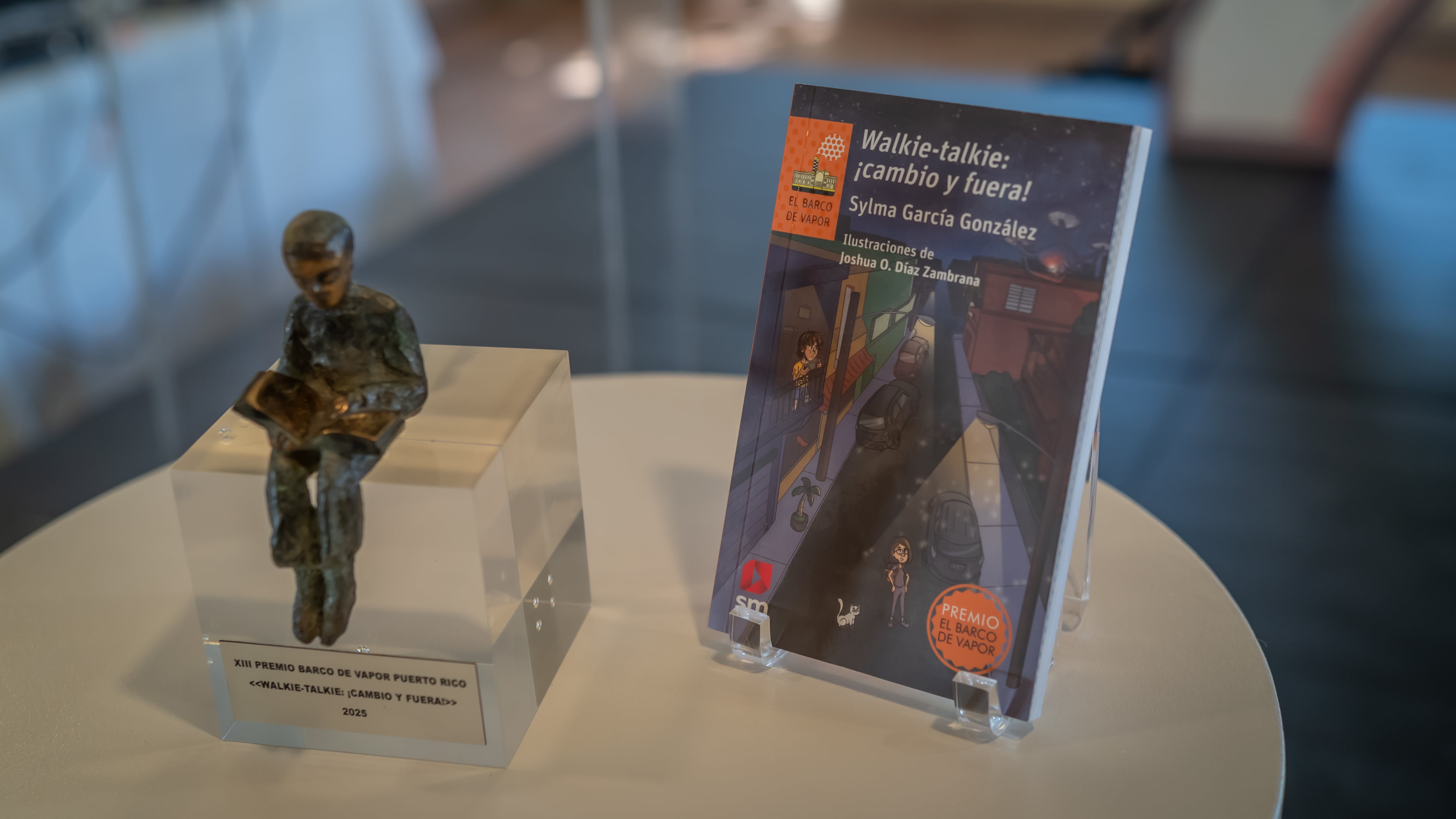 Portada y premio XVIII Barco de Vapor.