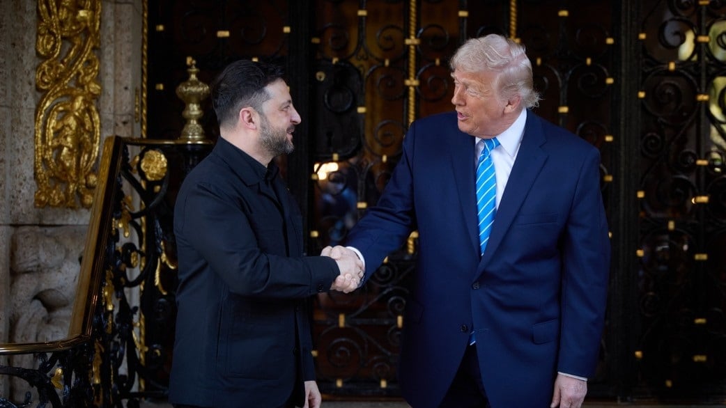 El presidente de Ucrania, Volodymyr Zelenskyy, y el de Estados Unidos, Donald Trump