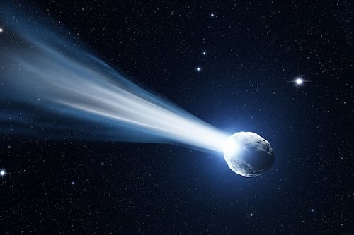 ¿Origen no natural? Experto de Harvard lista 7 “anomalías” que desvinculan a 3I/ATLAS de ser solo un cometa