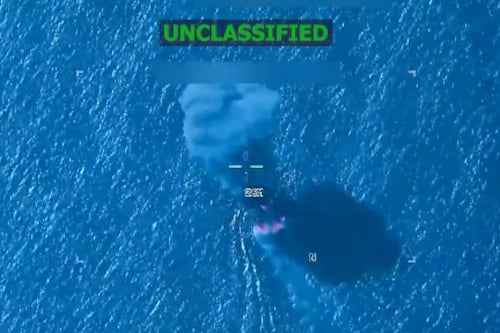 EE. UU. elimina a ocho presuntos narcoterroristas en tres embarcaciones en el Pacífico