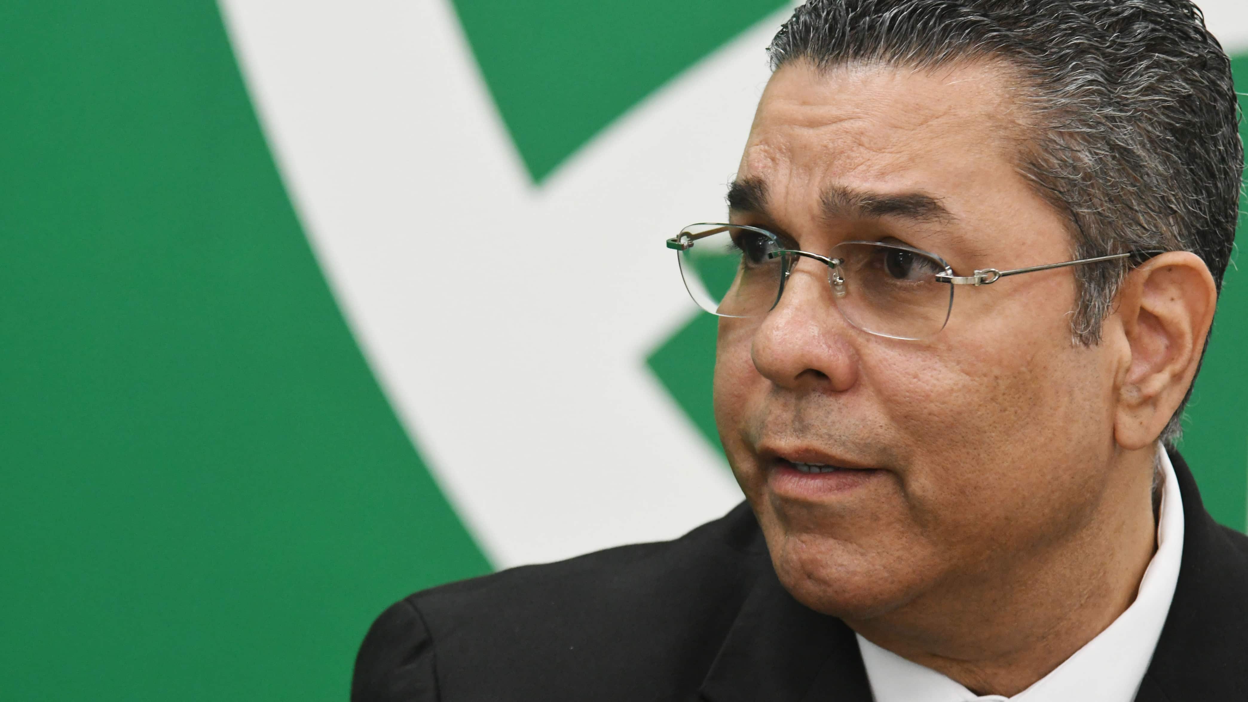 El Zar de la Energía, Josue Colón