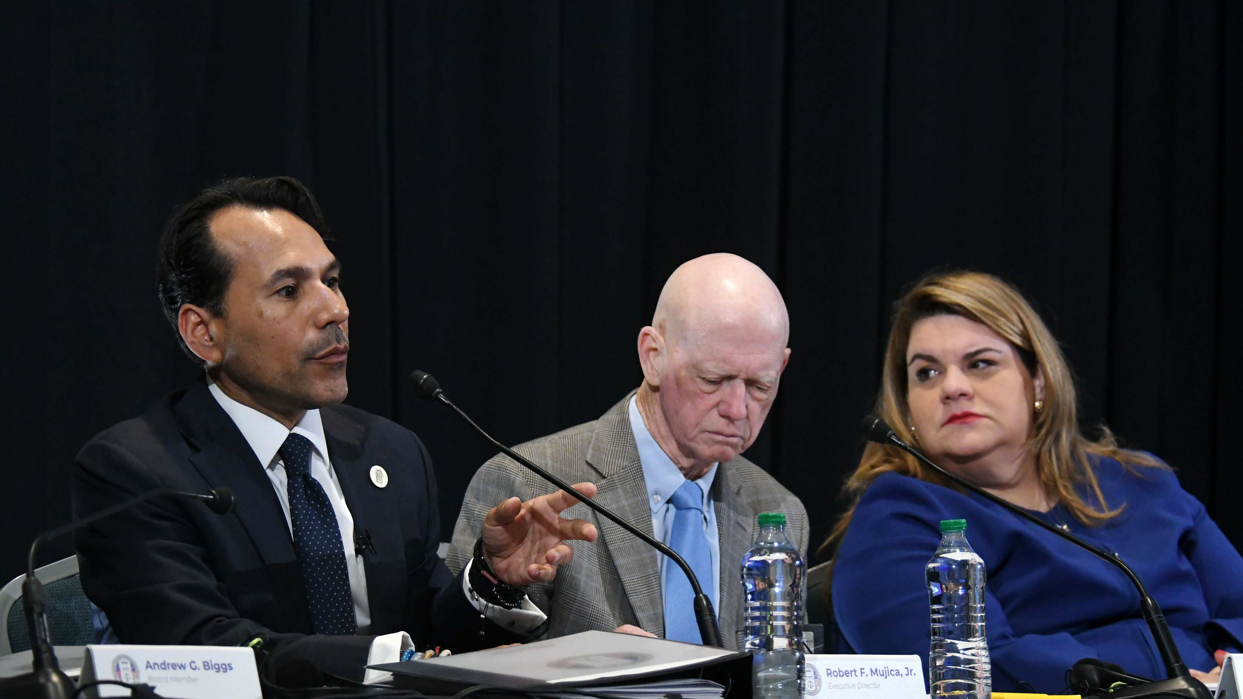 Reunion de la Junta de Control Fiscal.