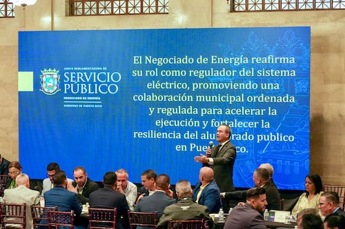 Cámara impulsa legislación para que municipios administren $1,185 millones destinados a luminarias