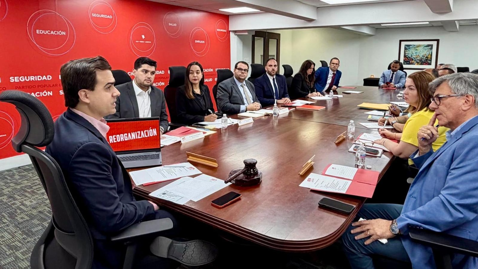 Reunión Junta Gob PPD