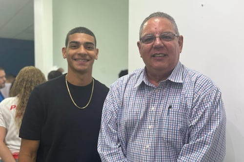 DRD firma contrato de ayuda económica y entrenamientos para corredor olímpico suspendido