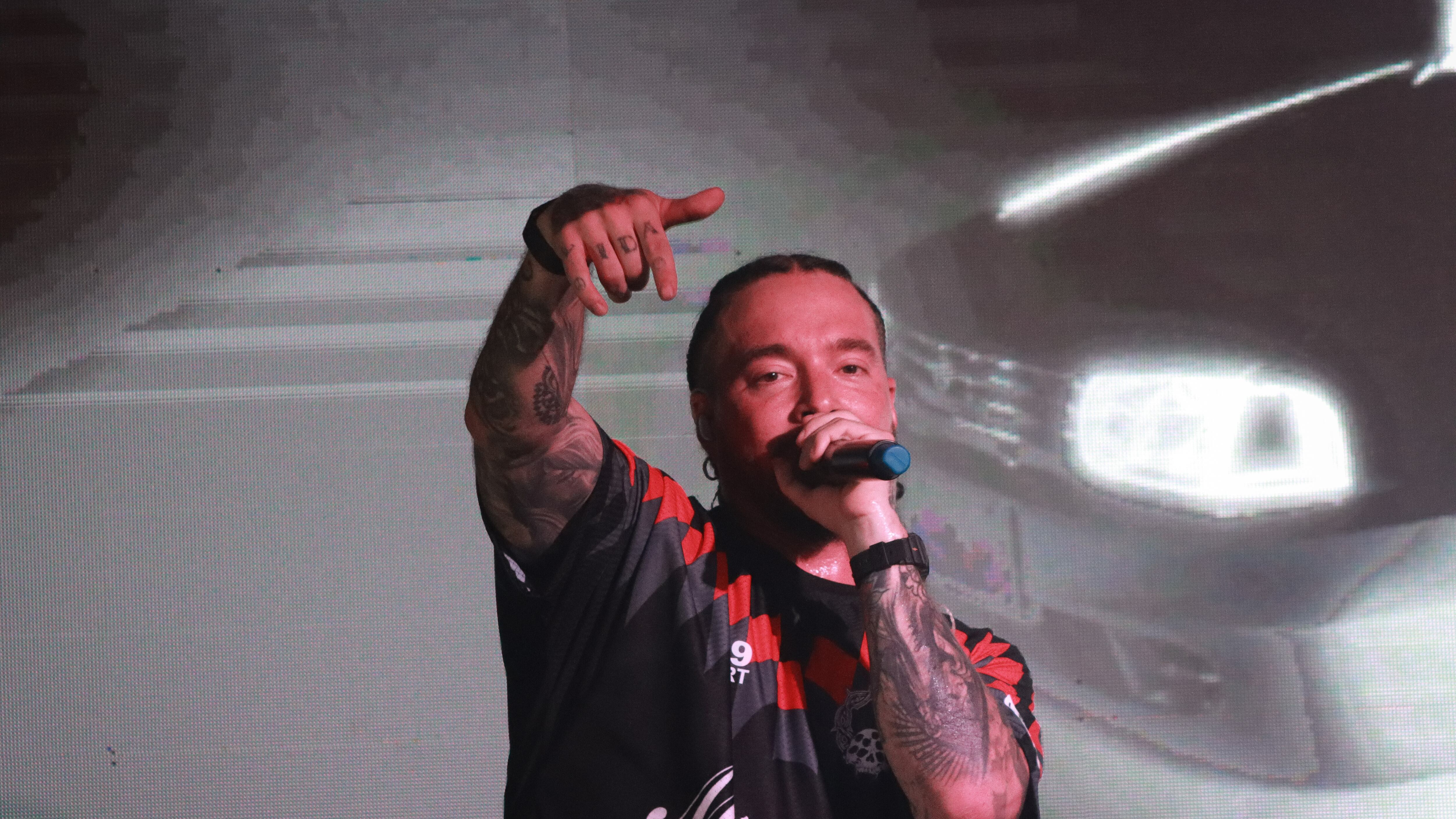J Balvin anunciará concierto en México
