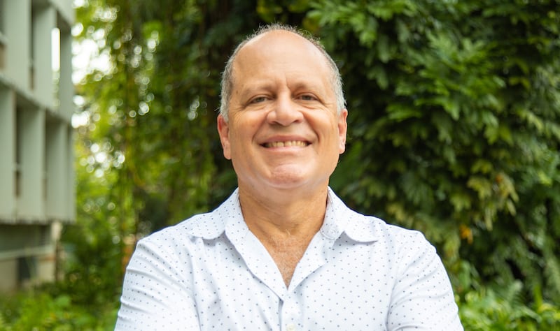 El profesor Jorge Colón Rivera, portavoz del caucus claustral del Senado Académico.