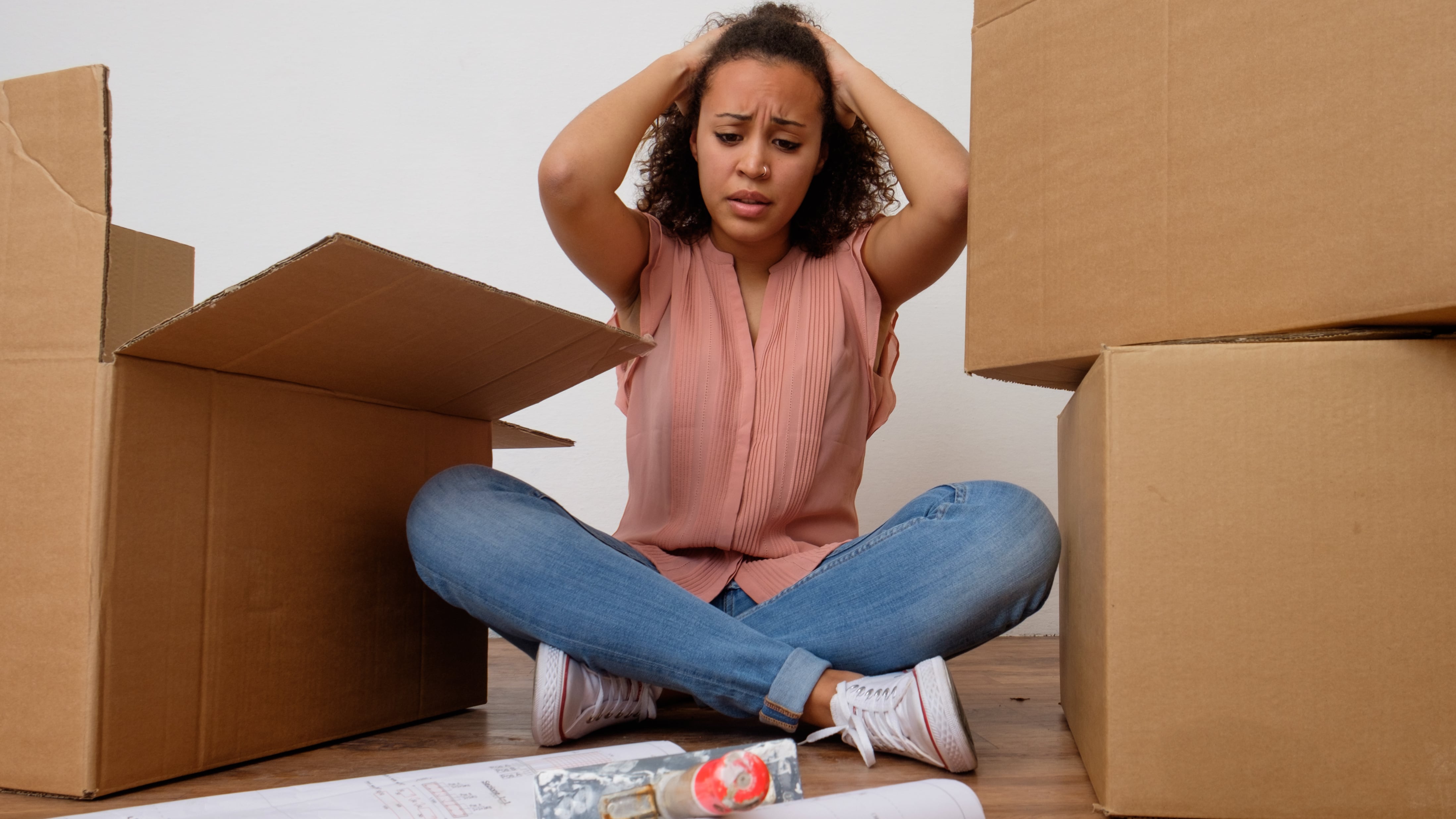 Ayuda Legal instó a los partidos políticos a priorizar la recuperación de la isla y garantizar vivienda segura y trabajo digno. / archivo