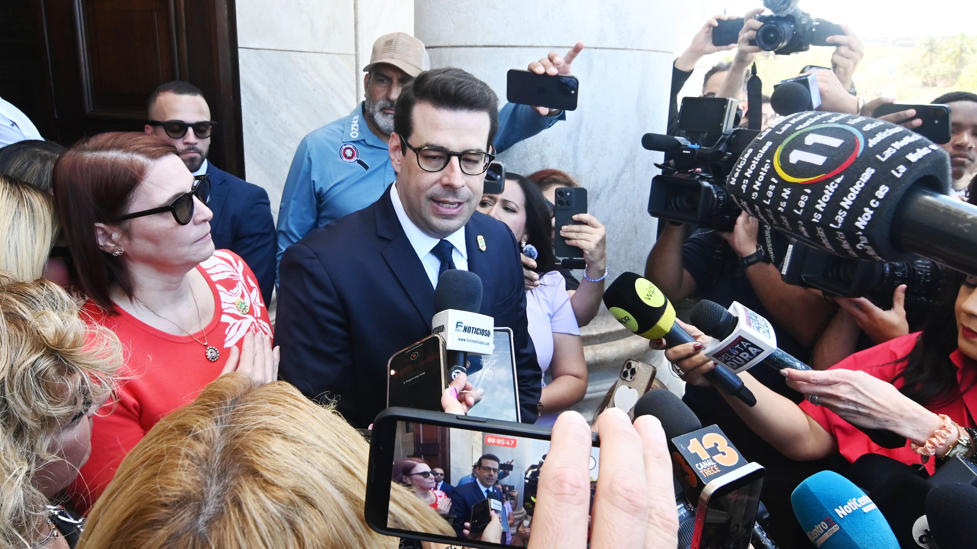 Francisco Domenech, llega al Capitolio, para la Comisión Total