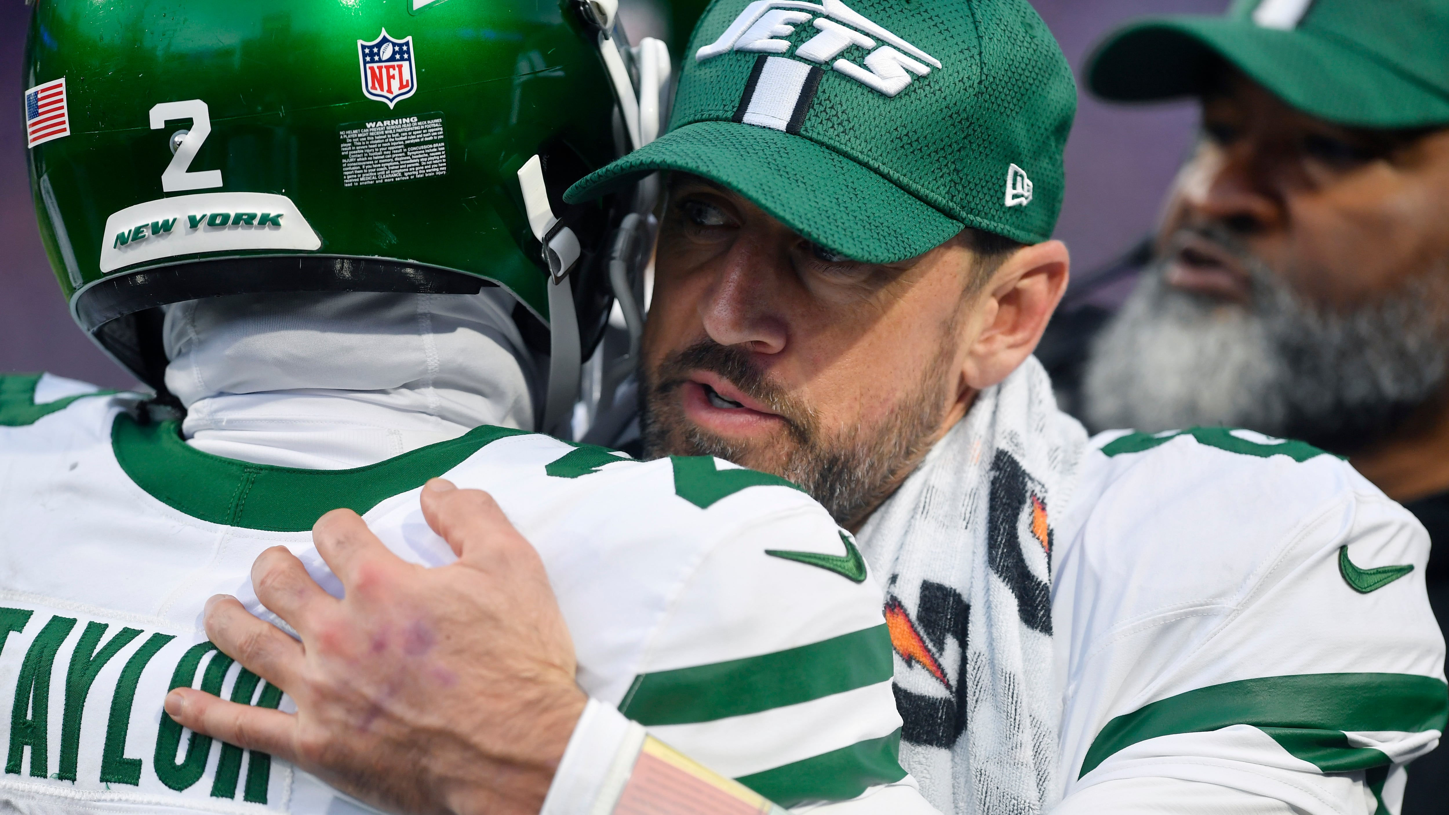 Aaron Rodgers de los Jets dice que necesita un descanso mental