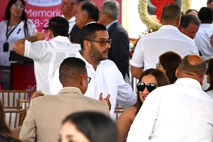 Dorado despide a Carlos López