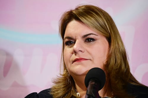 Gobernadora veta proyecto de órdenes de protección para personas con impedimentos