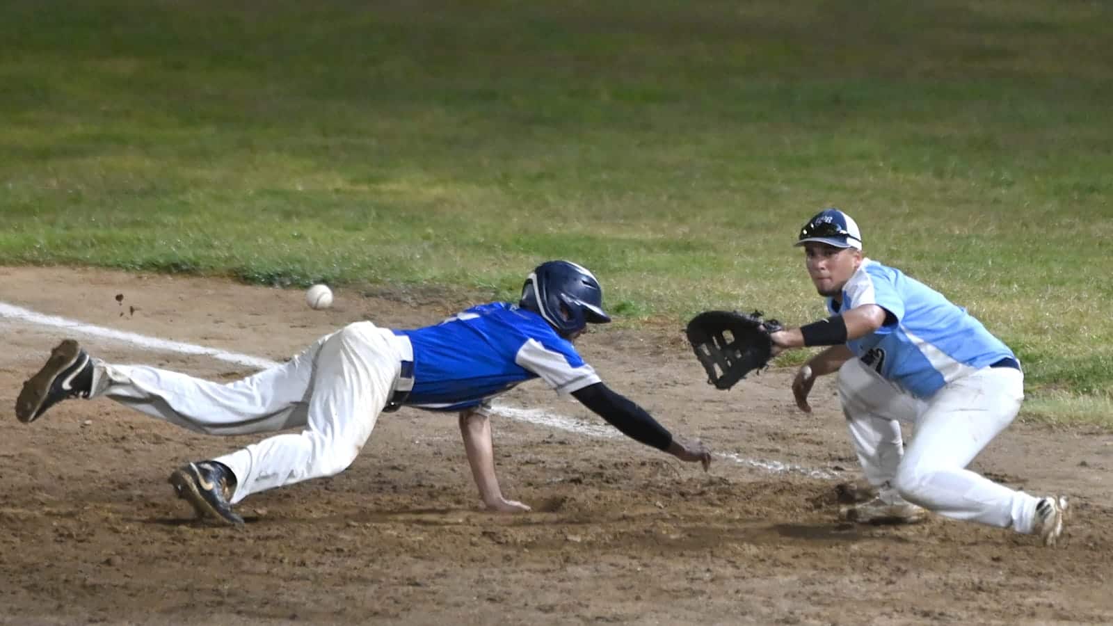 Los Vaqueros de la UPR de Bayamón han sido la sorpresa del torneo de béisbol. (LAI)