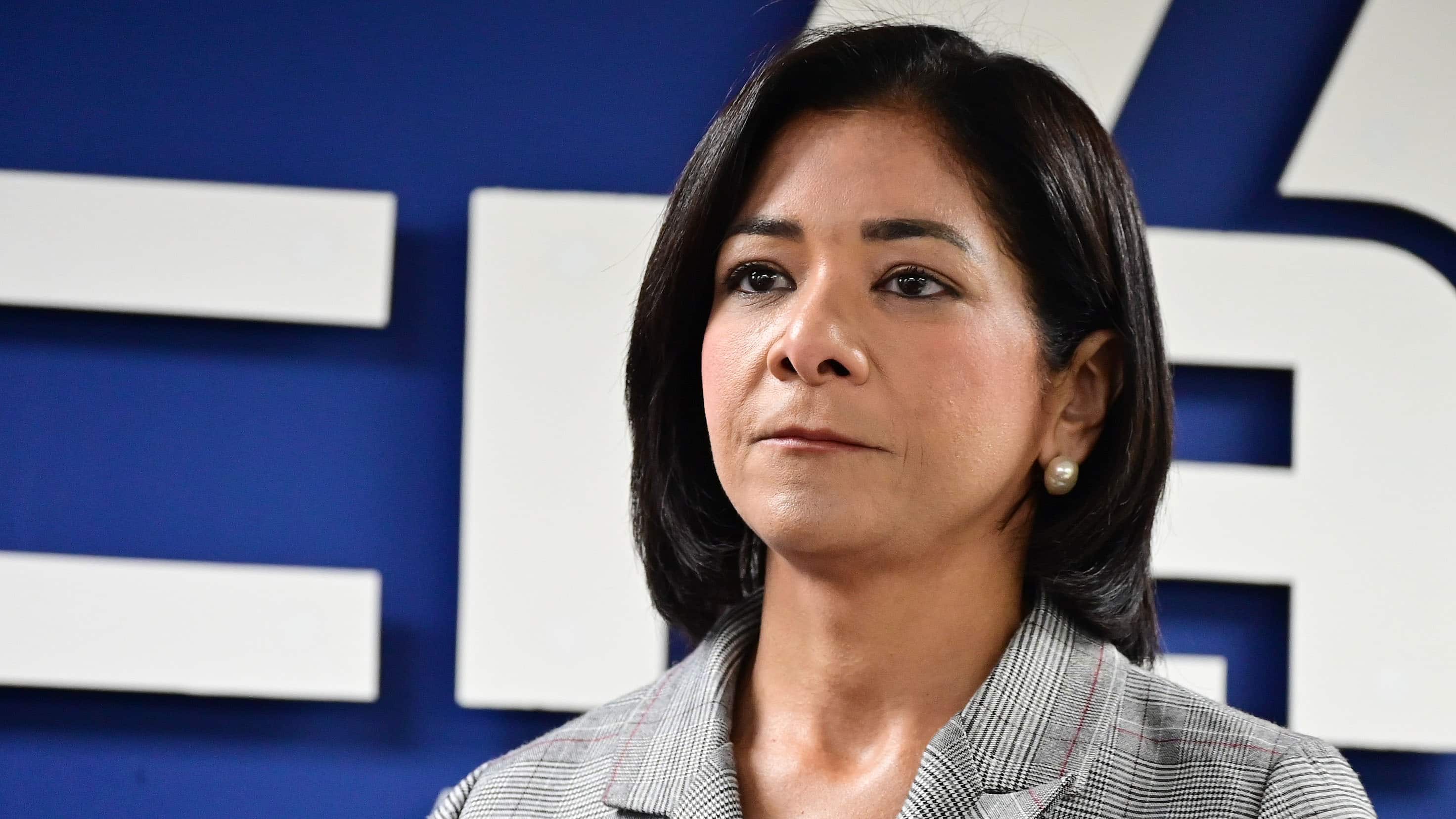 La secretaria de Justicia, Lourdes Lynnette Gómez Torres. Conferencia de Prensa de la Policía. sobre los arrestos de varios funcionarios del Depart. de Corrección.