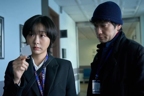 Este es el thriller psicológico del año: aquí nadie dice la verdad, y todos parecen tener algo que ocultar