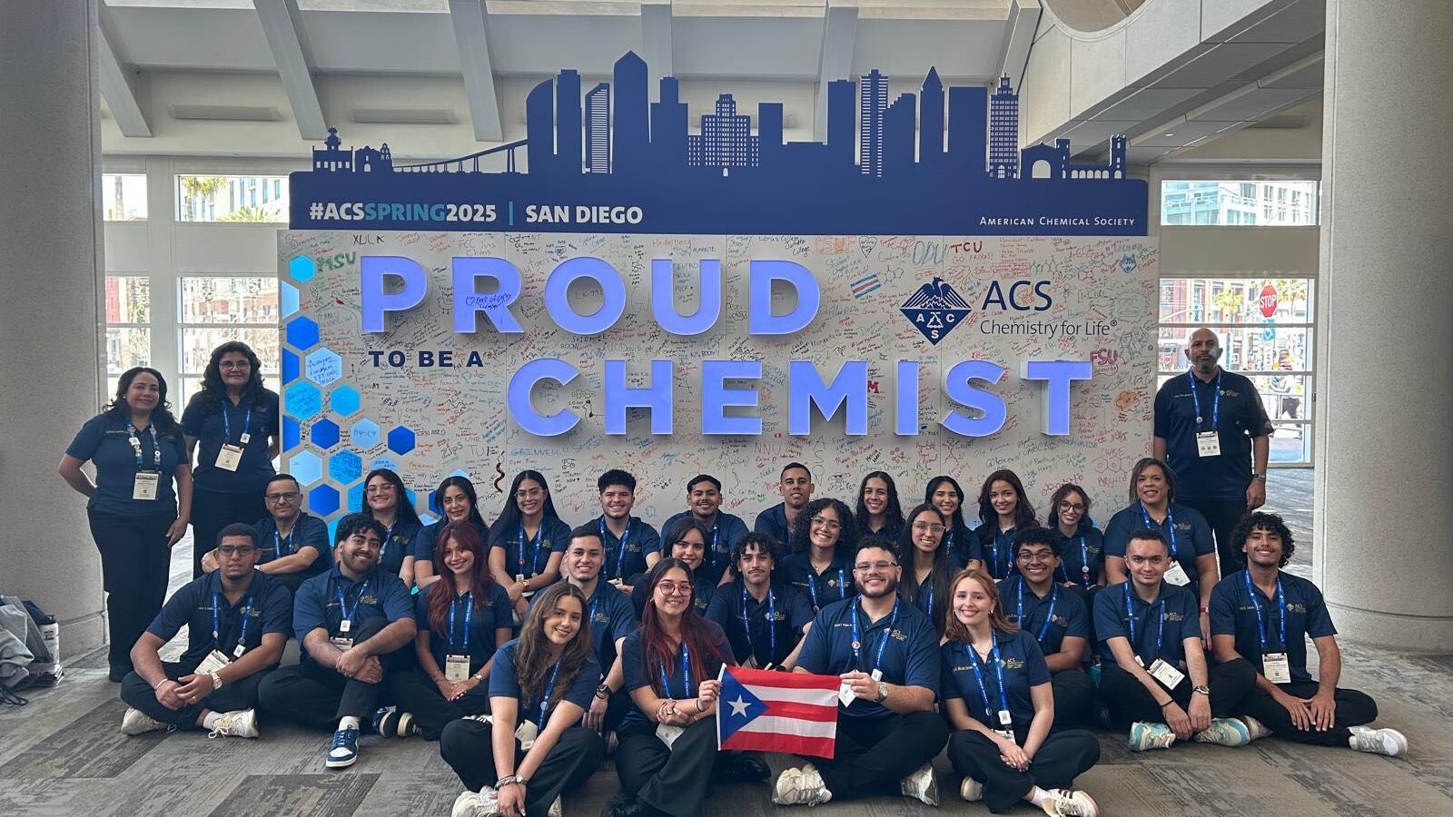 Delegación de la UPR Aguadilla en la convención internacional de 'ACS Spring Meeting and Expo 2025'.