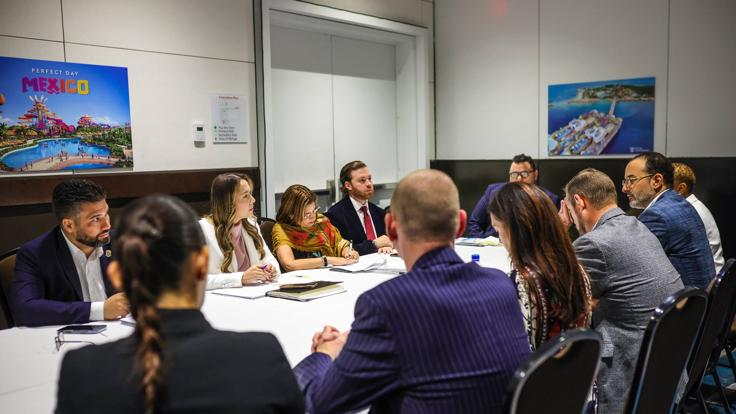 La Compañía de Turismo de Puerto Rico (CTPR) informó hoy que el Gobierno de Puerto Rico, junto a la línea de cruceros Royal Caribbean, reafirmaron su alianza estratégica con la ratificación del acuerdo que posiciona el puerto de San Juan como eje clave para las operaciones puerto base en el Caribe de la línea de cruceros durante el año fiscal 2027.