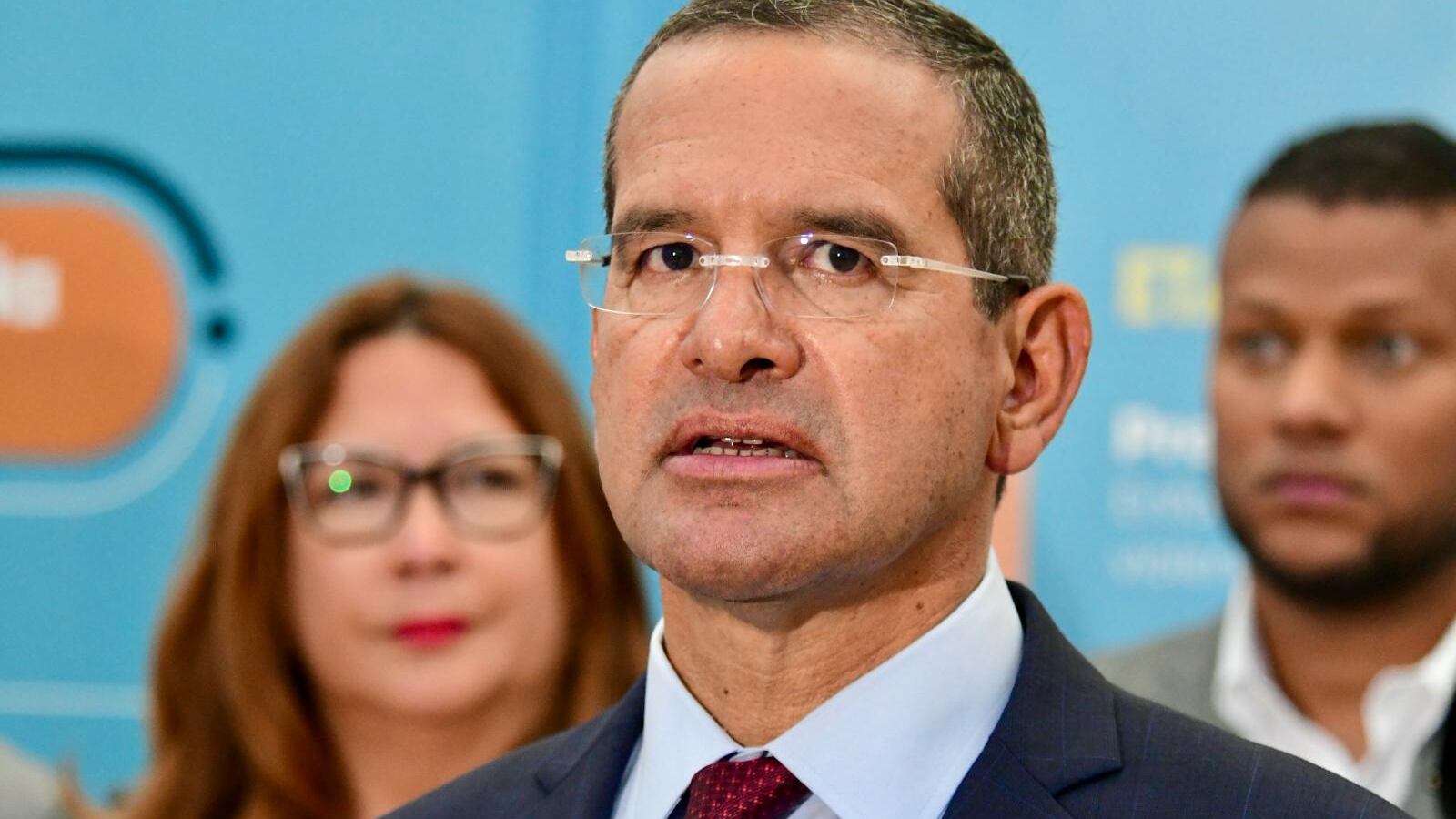 El gobernador presentó su plan contra la violencia.