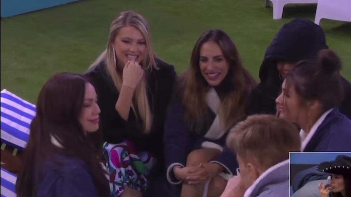 Conversación en "La casa de los famosos 3".