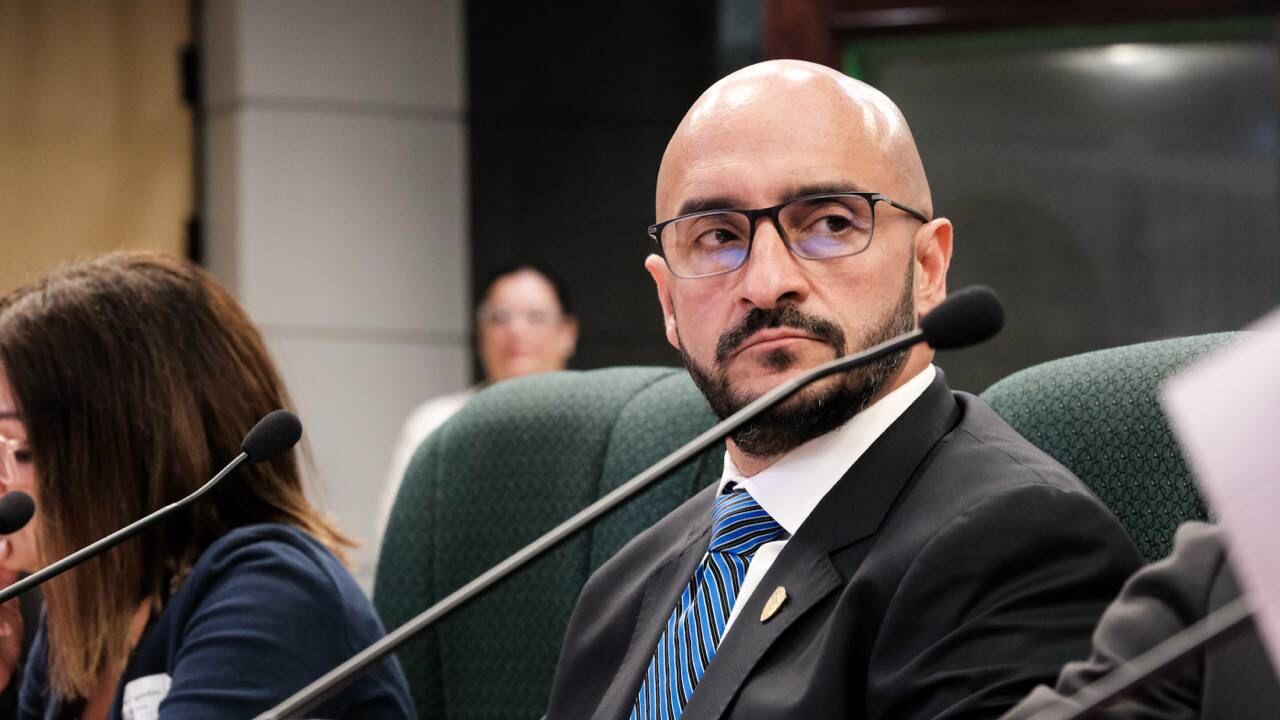 El comisionado de la Policía, en vista pública en la Cámara de Representantes.