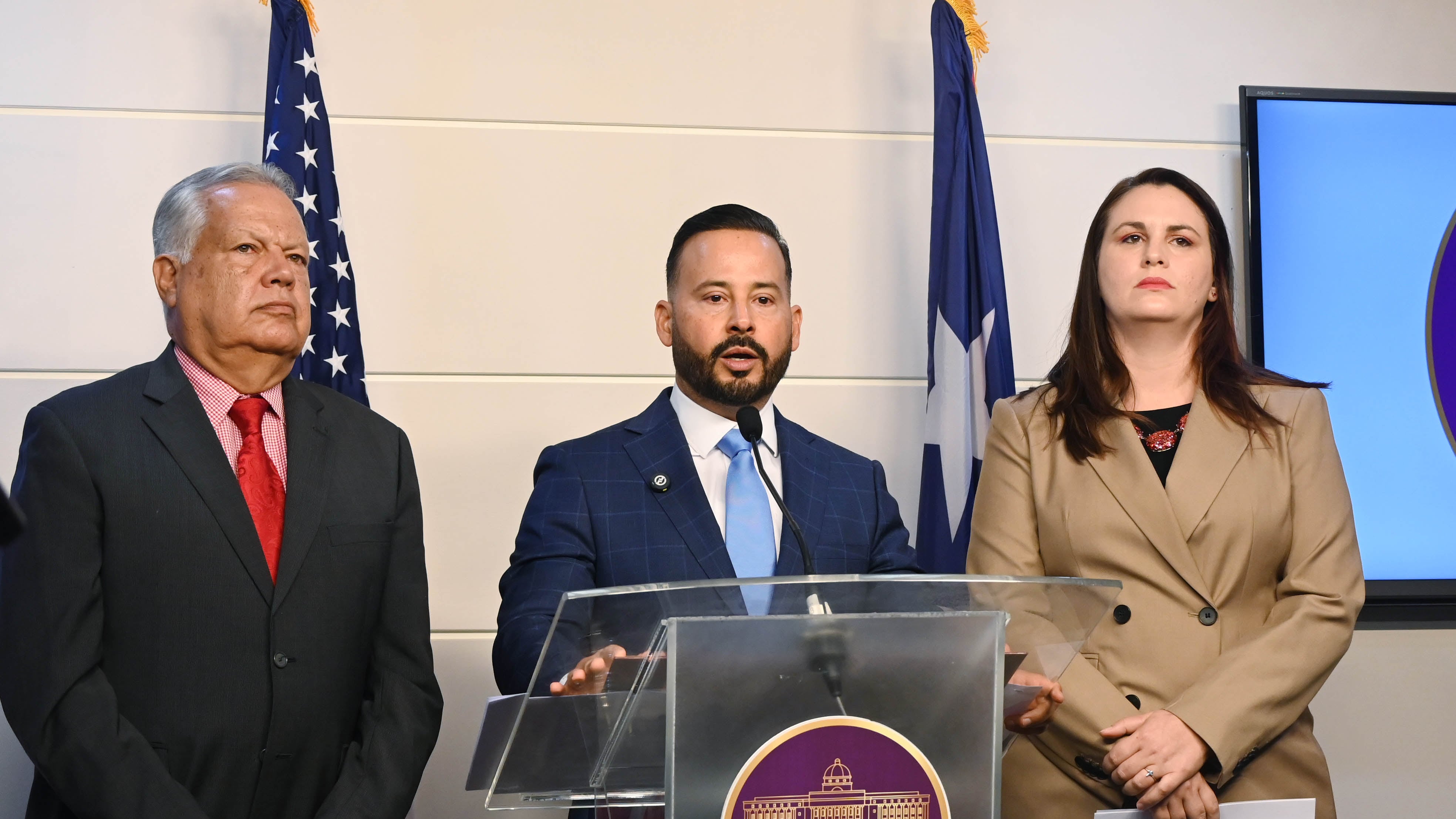 La delegación del Partido Popular Democrático (PPD) en el Senado denunció supuestas irregularidades en el manejo de los fondos que recibe el Departamento de Educación (DE) provenientes del Programa de Medición Neta