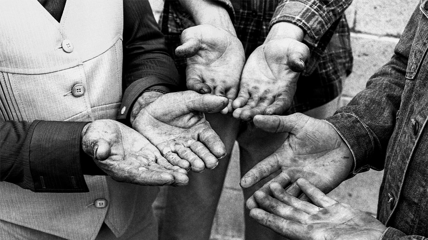 “Desplazados de su tierra” . Farrique Pesquera