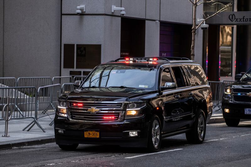 Donald Trump camino a la corte de Nueva York