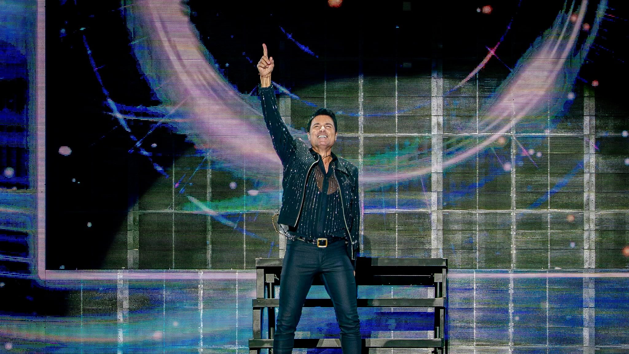 El artista se presentó en el Coliseo de Puerto Rico, José Miguel Agrelot.