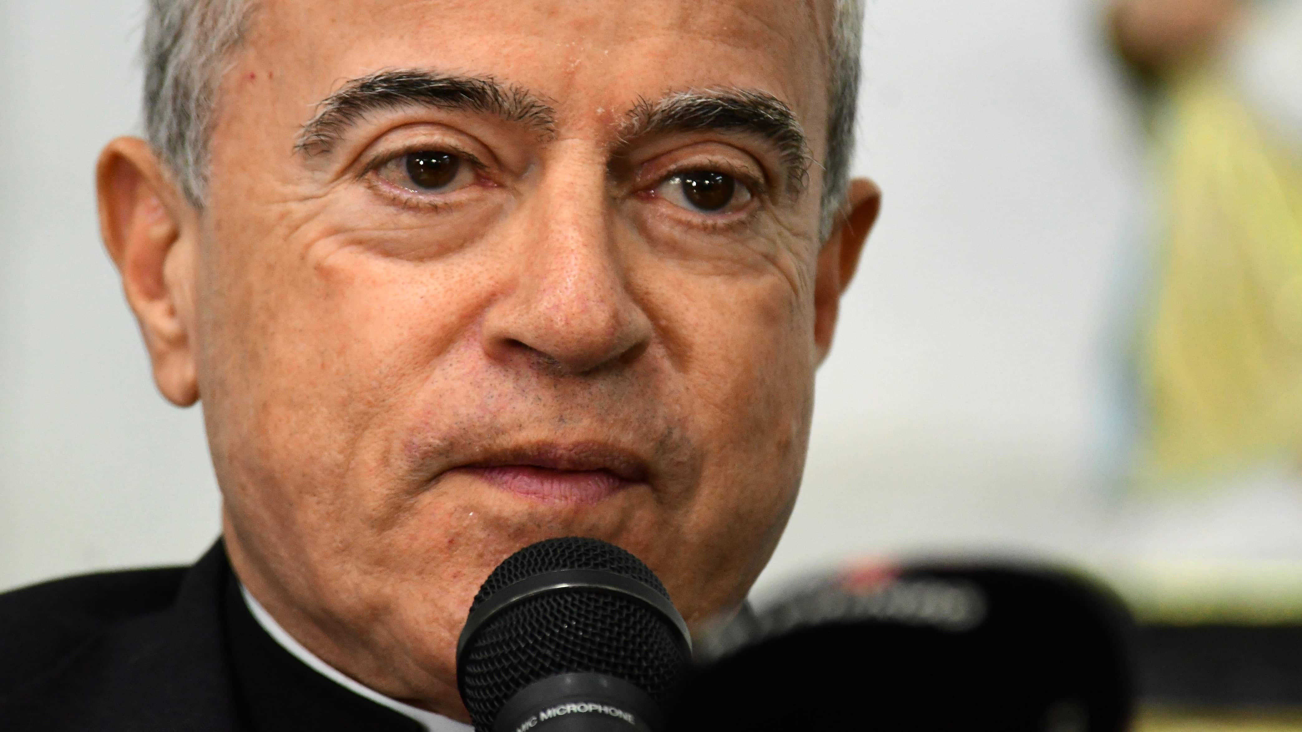 Roberto González Nieves