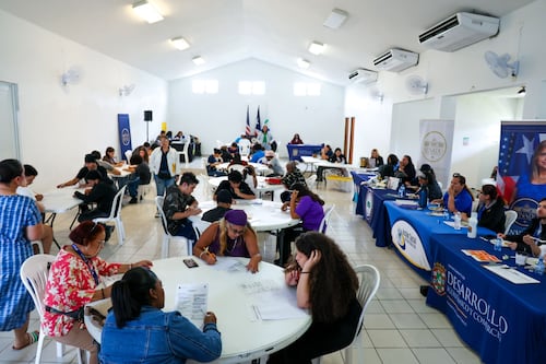 Más de 150 personas se benefician de feria de servicios en Río Grande