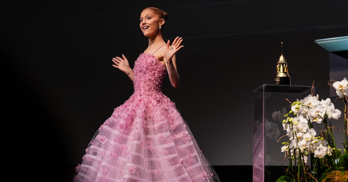 ¿Eres un verdadero fan de Ariana Grande? Prueba tus conocimientos con este desafío