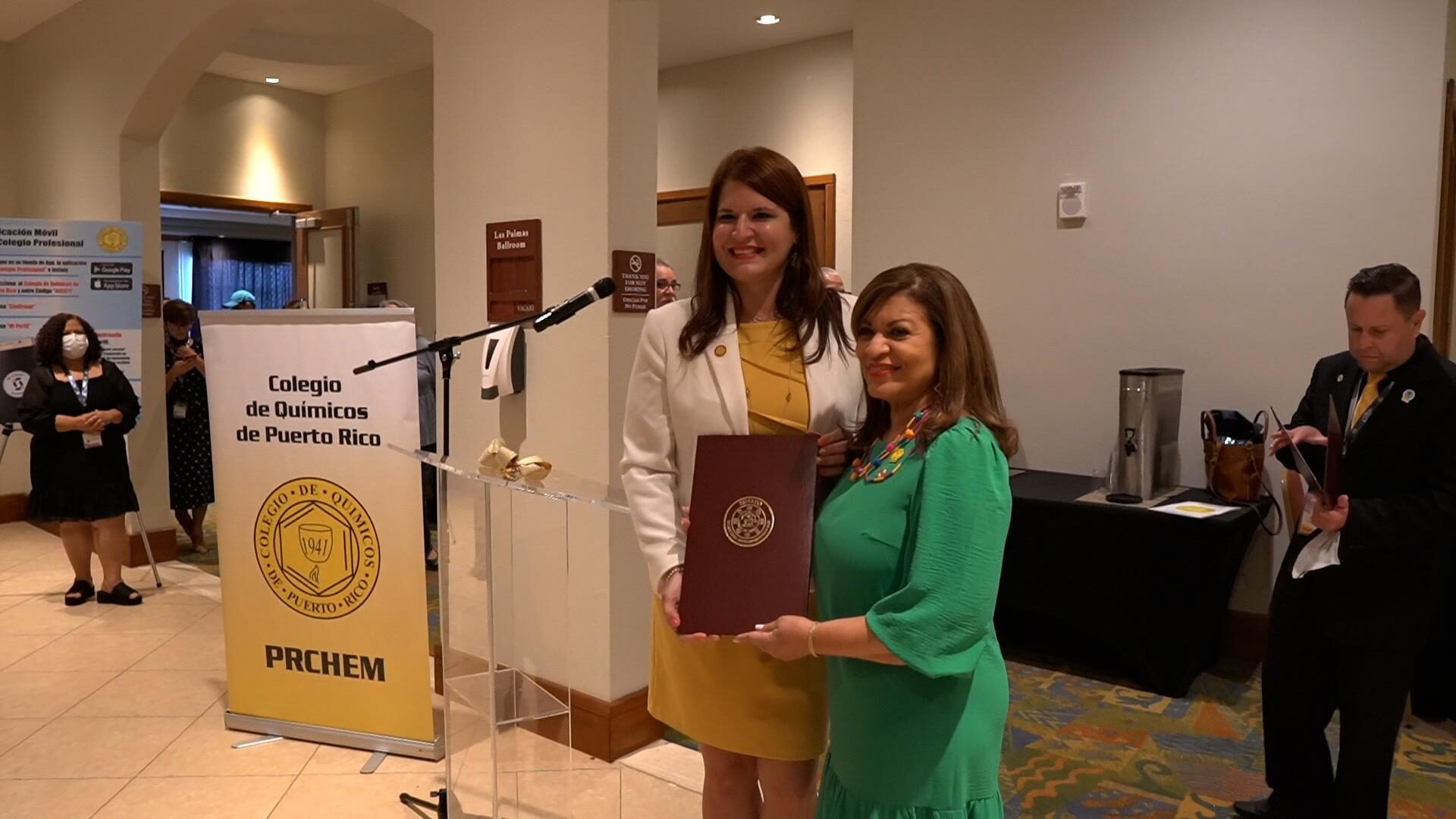 Colegio de Químicos de Puerto Rico (CQPR) reconoció a la licenciada Claribel Martínez Marmolejos