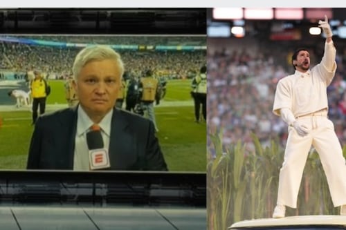 VIDEO. Periodista de ESPN llora tras presentación de Bad Bunny en el Super Bowl