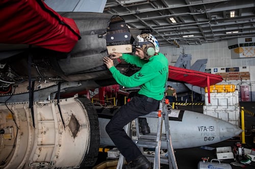 EEUU despliega en Oriente Próximo el portaaviones USS Abraham Lincoln en medio de la tensión con Irán