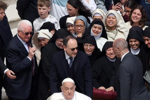 La IA ya tiene un favorito: ¿Quién será el próximo Papa tras la muerte de Francisco?