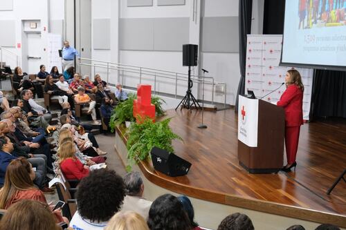 Cruz Roja Americana reconoce sobre mil voluntarios en su Asamblea Anual