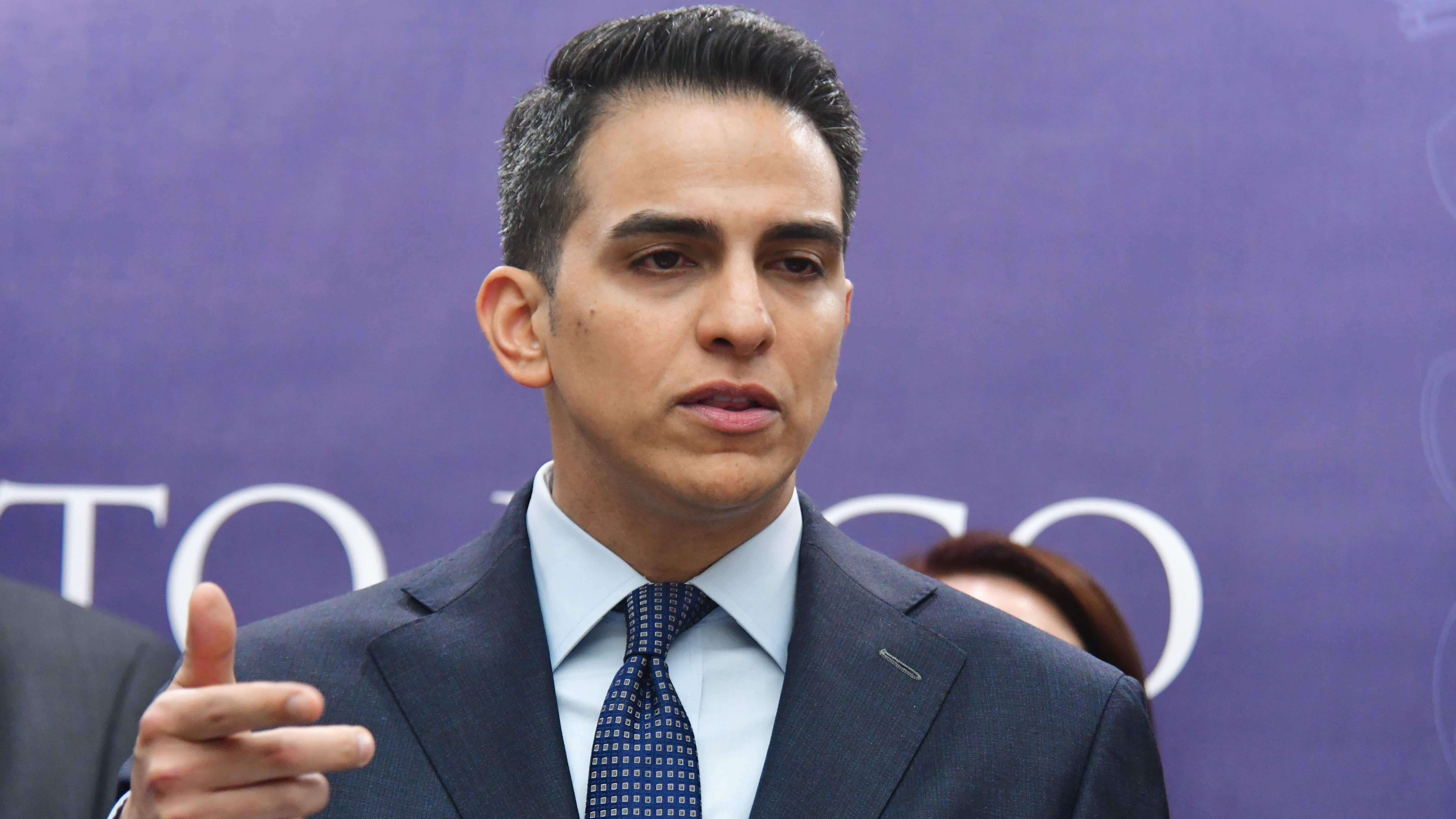 La gobernadora , Jennifer González, presenta 13 medidas legislativas, que son partes de una Reforma Contributiva.