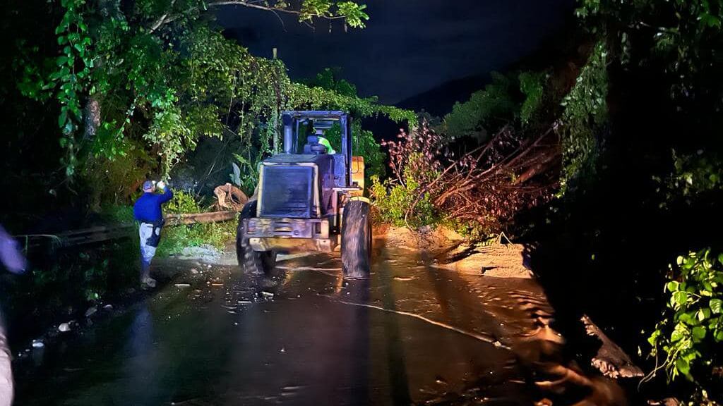 Deslizamiento de tierra Utuado (Foto: Municipio Utuado)