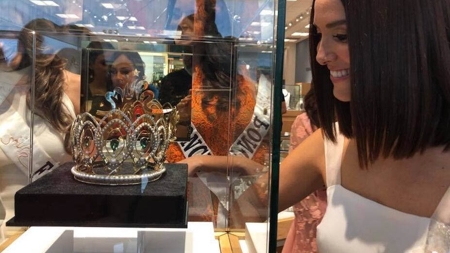 Corona usada en Miss Universe Puerto Rico de 2018 al 2022.