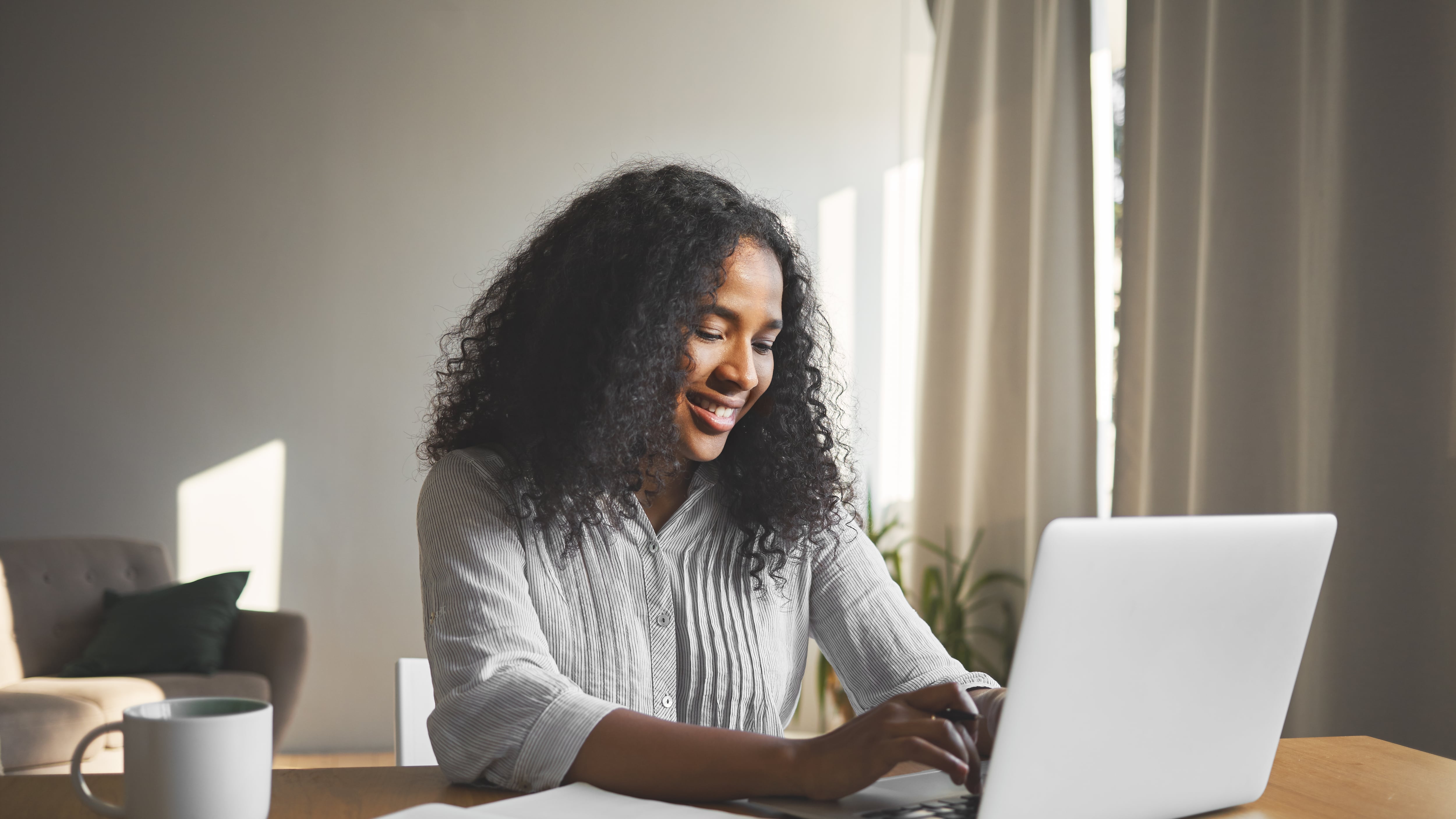 Tera e XP Inc. darão 50 bolsas integrais para mulheres e pessoas negras