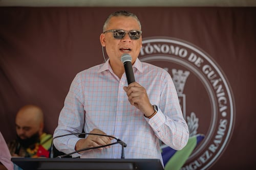 Alcalde de Guánica denuncia exclusión en asignación de $94 millones para carreteras