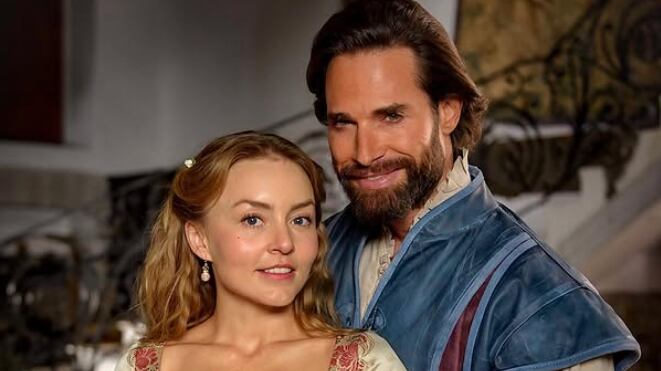 #elextrañoretornodedianasalazar