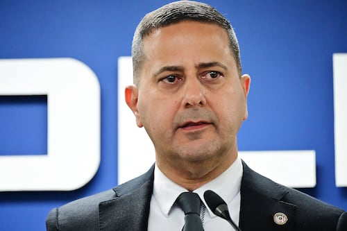 Francisco Quiñónez Rivera defiende su gestión en el DCR tras alegada querella por acoso